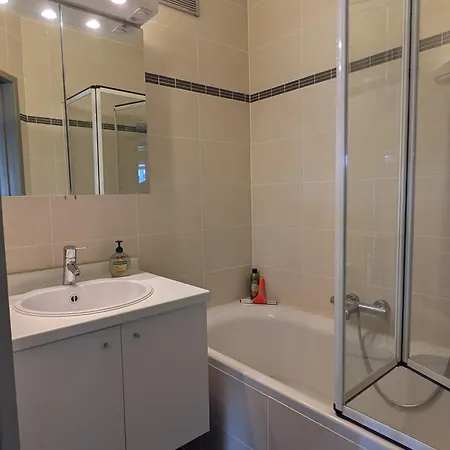 Christina - Familial Avec Parking Prive, Nieuwpoort-bad *