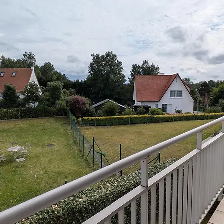 Christina - Familial Avec Parking Prive, Nieuwpoort-bad דירה
