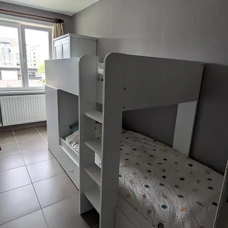 아파트 Christina - Familial Avec Parking Prive, Nieuwpoort-bad *